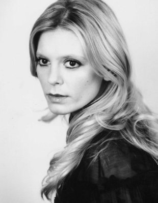 Emilia Fox photo
