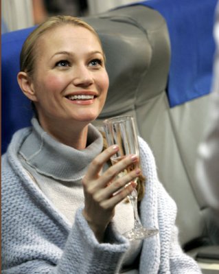 Sarah Wynter photo