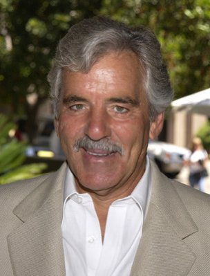 Dennis Farina photo