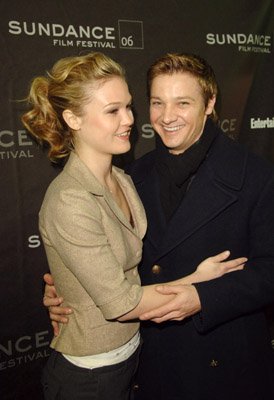 Julia Stiles photo