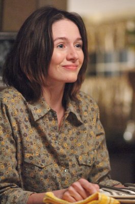 Emily Mortimer photo