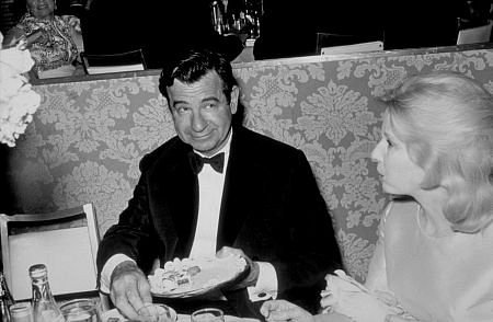 Walter Matthau photo