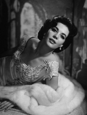 Natalie Wood photo