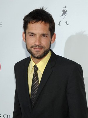 Enrique Murciano photo