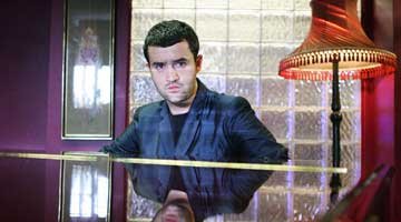 Daniel Mays photo