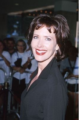 Janine Turner photo