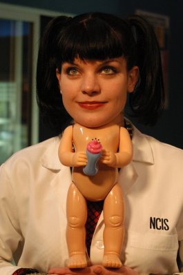 Pauley Perrette photo