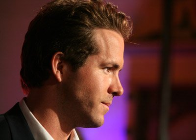 Ryan Reynolds photo