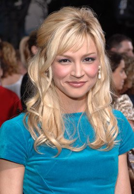 Samaire Armstrong photo