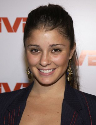 Shiri Appleby photo