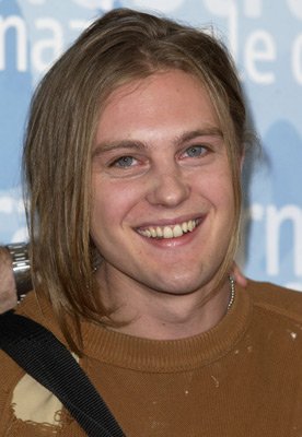 Michael Pitt photo