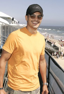 Nicholas Gonzalez photo