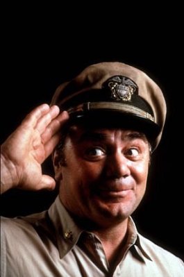 Ernest Borgnine photo