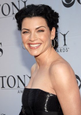 Julianna Margulies photo