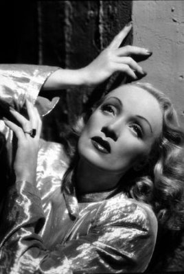Marlene Dietrich photo