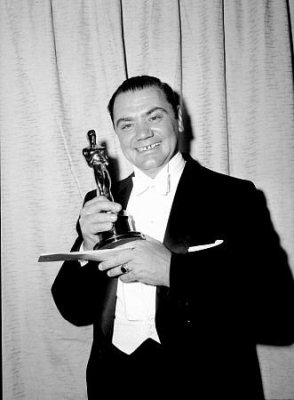 Ernest Borgnine photo