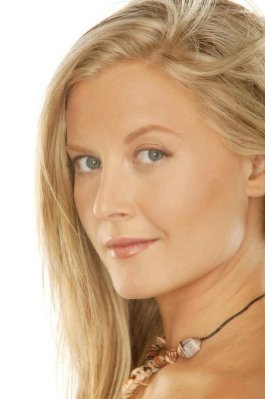 Carrie Fleming photo