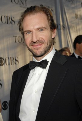 Ralph Fiennes photo