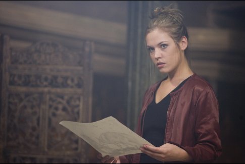 Agnes Bruckner photo