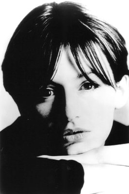 Emily Mortimer photo