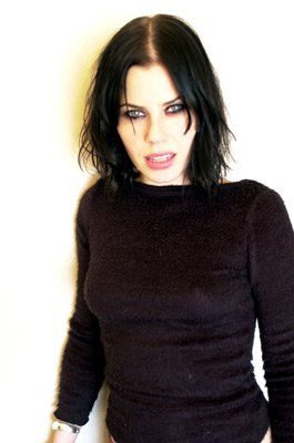 Fairuza Balk photo
