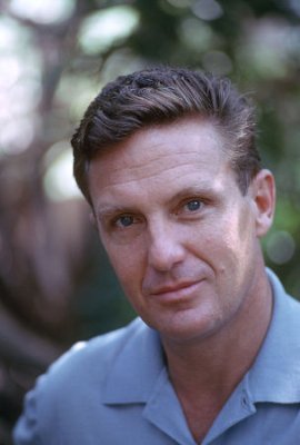 Robert Stack photo