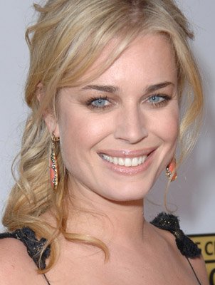 Rebecca Romijn photo