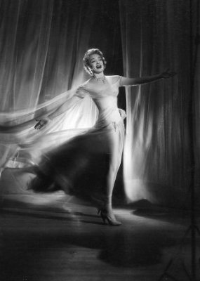 Marlene Dietrich photo