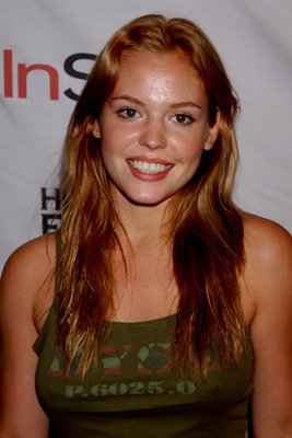 Agnes Bruckner photo