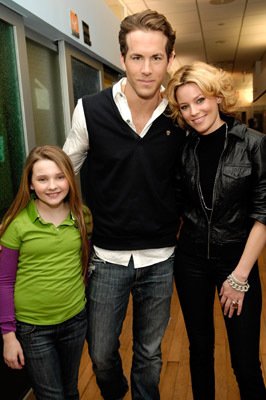 Elizabeth Banks photo