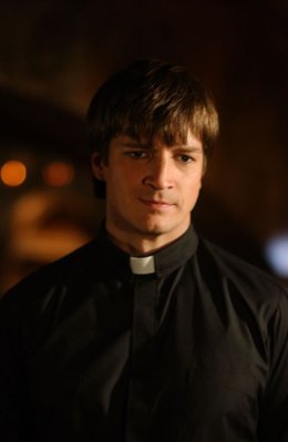 Nathan Fillion photo