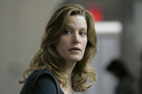 Anna Gunn photo