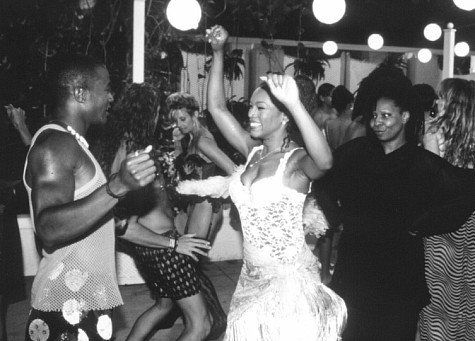 Angela Bassett photo