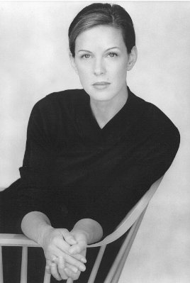 Elizabeth Perkins photo