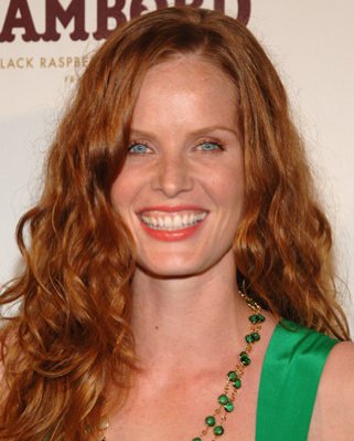 Rebecca Mader photo