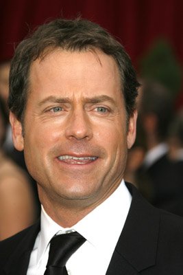 Greg Kinnear photo