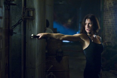 Rhona Mitra photo