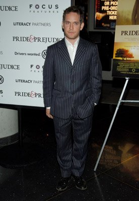 Tom Hollander photo