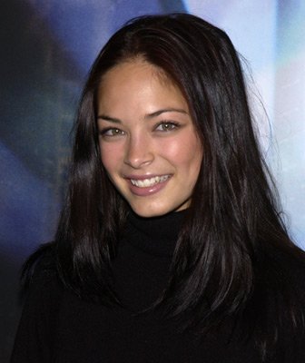 Kristin Kreuk photo