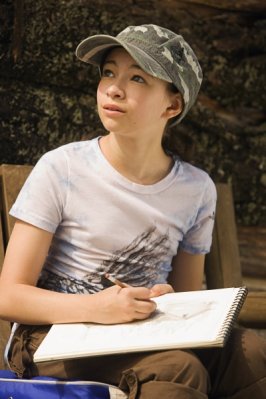 Jodelle Ferland photo