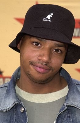 Donald Faison photo