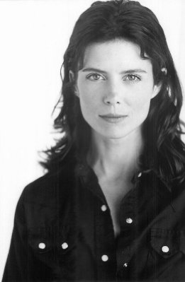 Torri Higginson photo