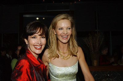 Janine Turner photo