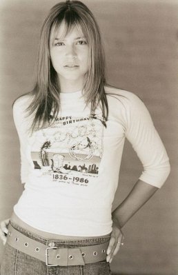 Samaire Armstrong photo