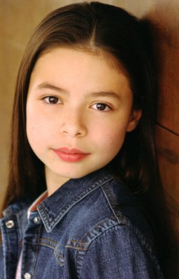 Miranda Cosgrove photo