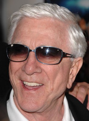 Leslie Nielsen photo