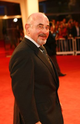 Bob Hoskins photo