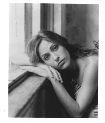 Summer Phoenix photo