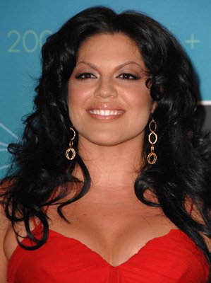Sara Ramirez photo