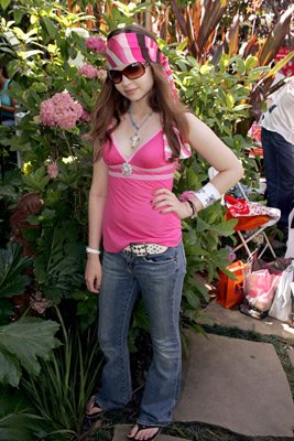 Daveigh Chase photo